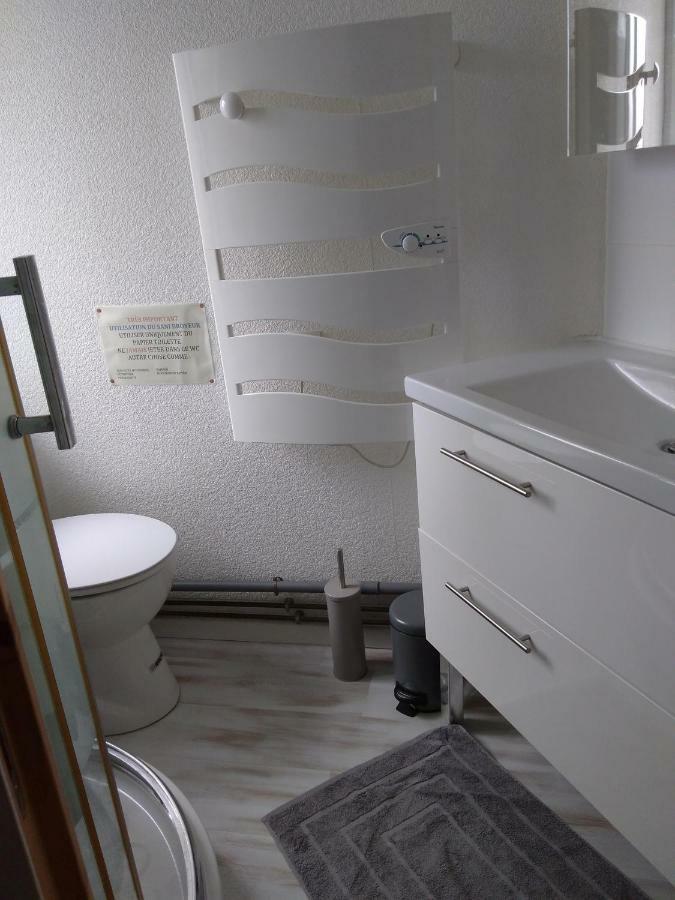 Appartement Au Calme Centre Ville A 2 Pas Du Vieux Marche La Rochelle  Exteriör bild