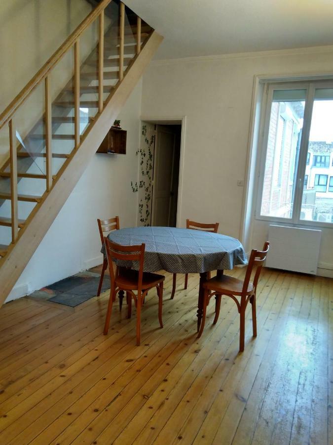 Appartement Au Calme Centre Ville A 2 Pas Du Vieux Marche La Rochelle  Exteriör bild