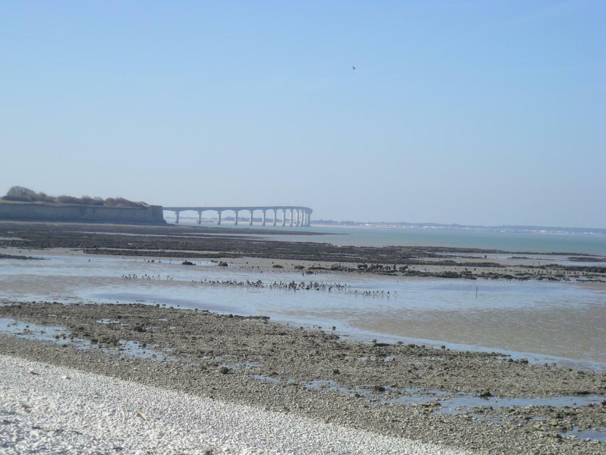 Appartement Au Calme Centre Ville A 2 Pas Du Vieux Marche La Rochelle  Exteriör bild