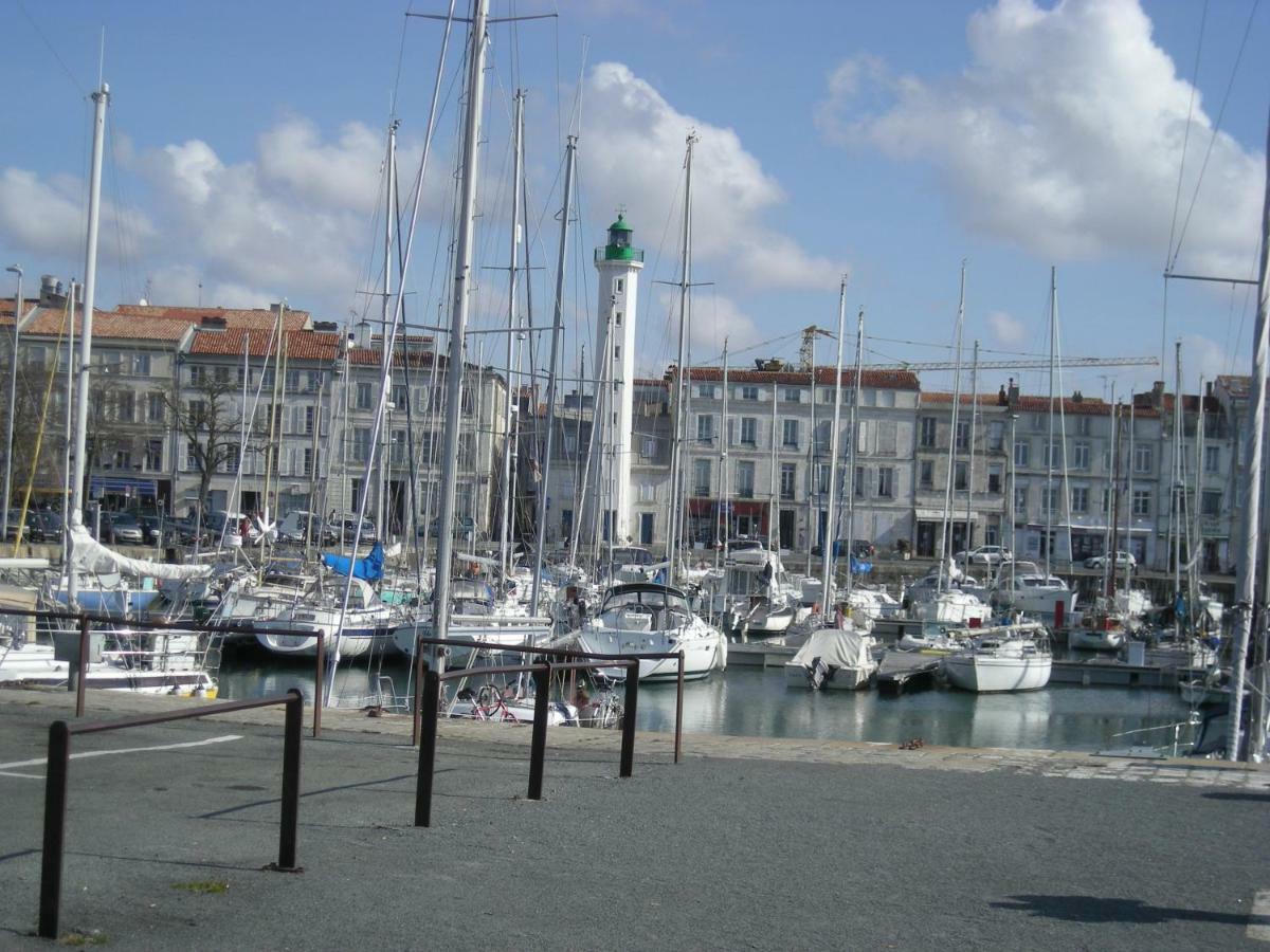 Appartement Au Calme Centre Ville A 2 Pas Du Vieux Marche La Rochelle  Exteriör bild